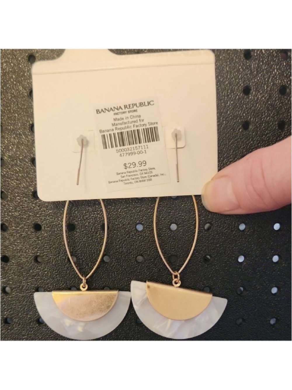 Banana Republic Gold and White Dangle Earrings - Picture 4 of 7